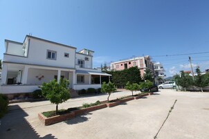 Fachada del alojamiento