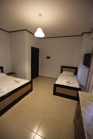 Triple Room, Balcony