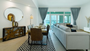Interior - Maison Privee - Stylish Apt with Large Patio close to the Beach (Dubai)