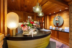 Reception - Sonne Andermatt Swiss Quality Hotel (Andermatt)