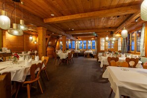 Restaurant - Sonne Andermatt Swiss Quality Hotel (Andermatt)