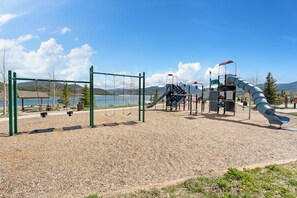 Kondominium (2 Bedrooms) | Fasilitas properti
