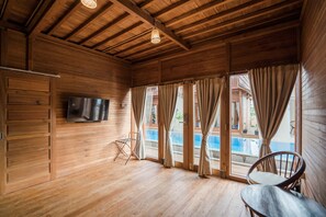 Superior Double Room | Living room - Andi Beach House (Canggu)