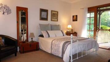 4 habitaciones, tabla de planchar con plancha y wifi gratis