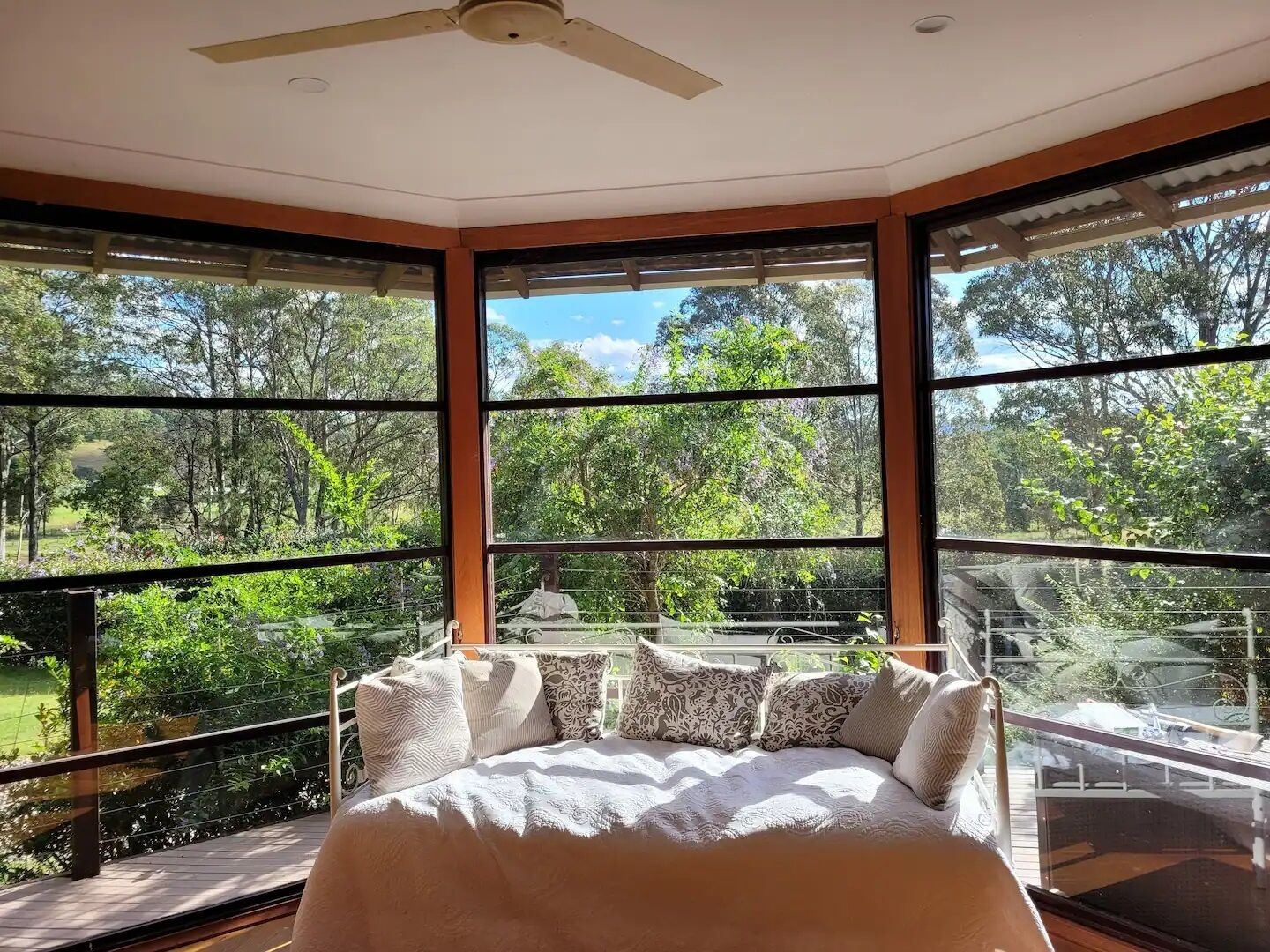 4 chambres, fer et planche à repasser, Wi-Fi gratuit, draps fournis