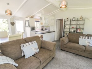 Living room - Orchard Lodge (Pwllheli)