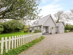 Exterior - The Orchard (Pwllheli)