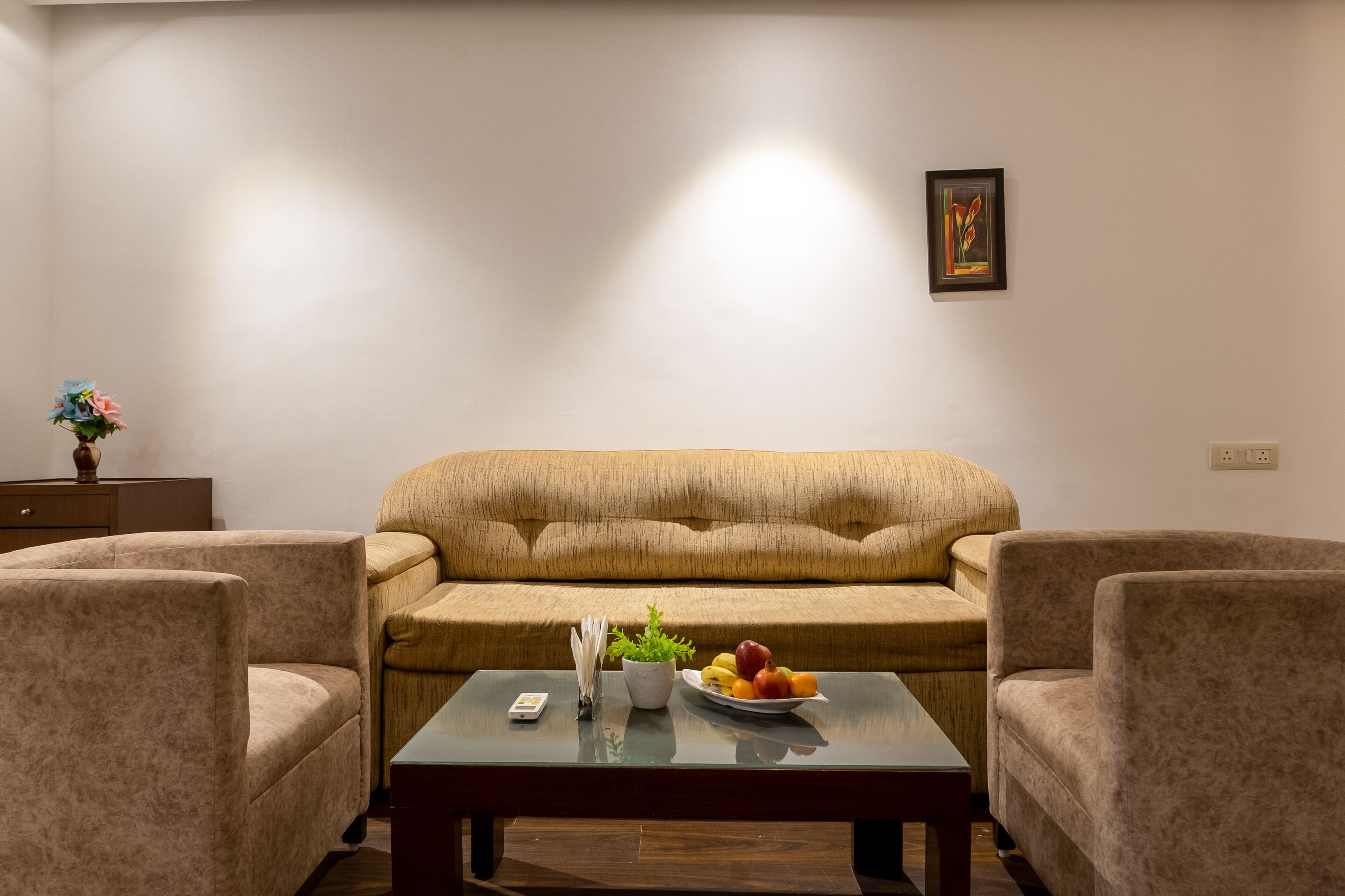 Photo - Arch Plaza - Near Yashobhoomi Convention Centre Dwarka