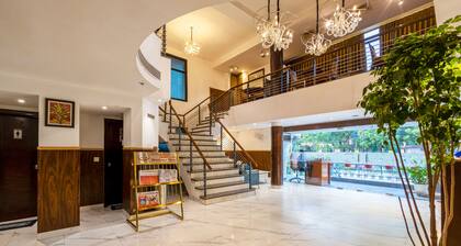 Arch Plaza - Near Yashobhoomi Convention Centre Dwarka