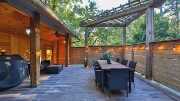 Khu ẩm thực ngoài trời