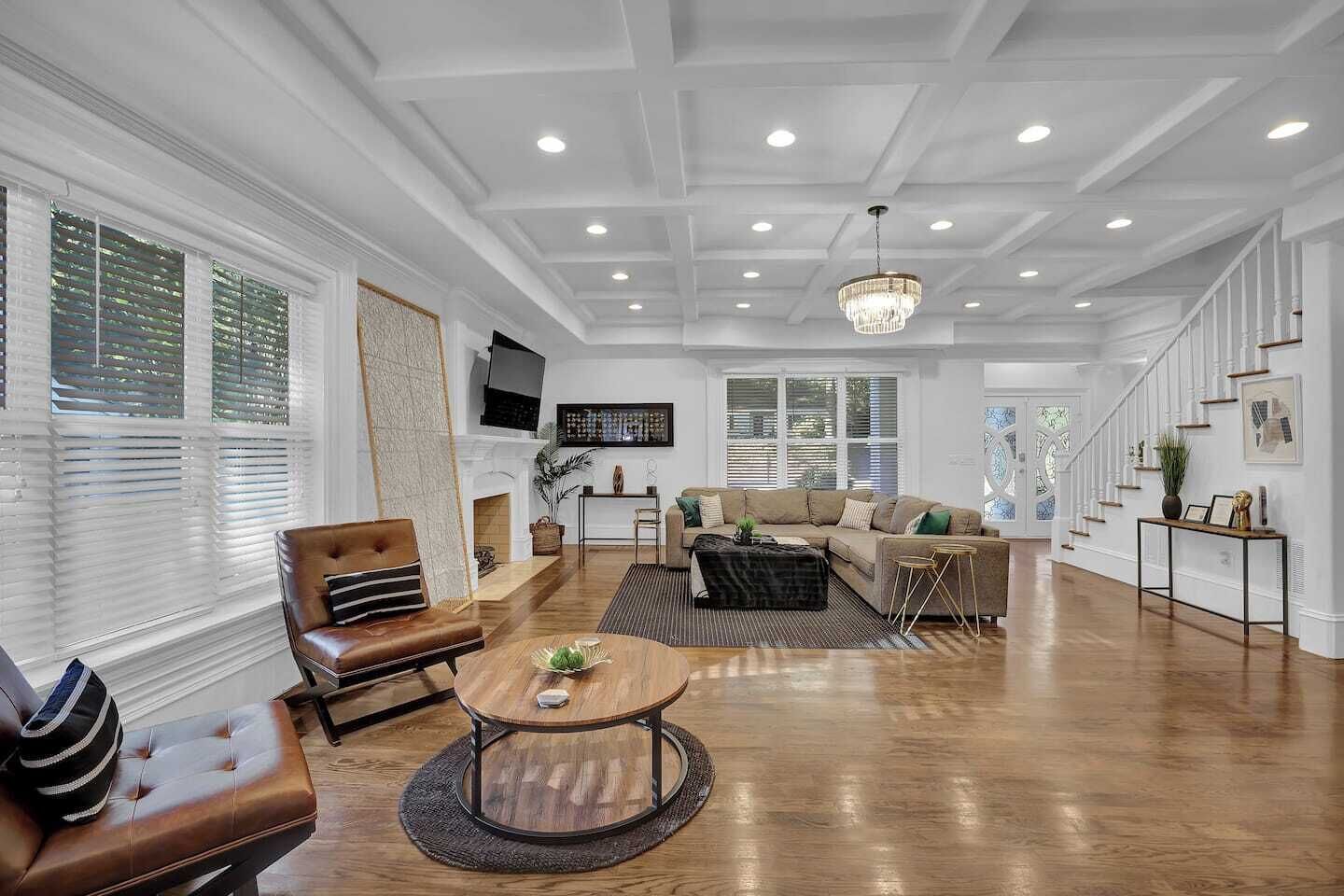 Smart TV, offices, computer monitors, printers