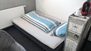 Huis, meerdere bedden | 6 slaapkamers, een strijkplank/strijkijzer, gratis wifi, beddengoed