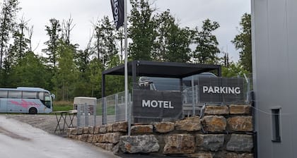 Boardingrooms Direct A8, Close to Stuttgart, 25min