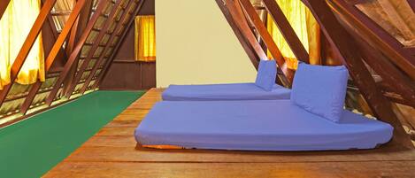 Twin Room | Free WiFi, bed sheets