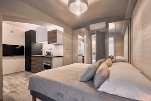 Caja de seguridad en la habitación y cortinas blackout 