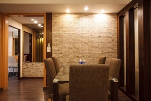 Apartment, 2 Bedrooms, Accessible, Balcony | Dining - 3C - 2 Bedroom Downtown Apartment With Shared Pool (Bangkok)