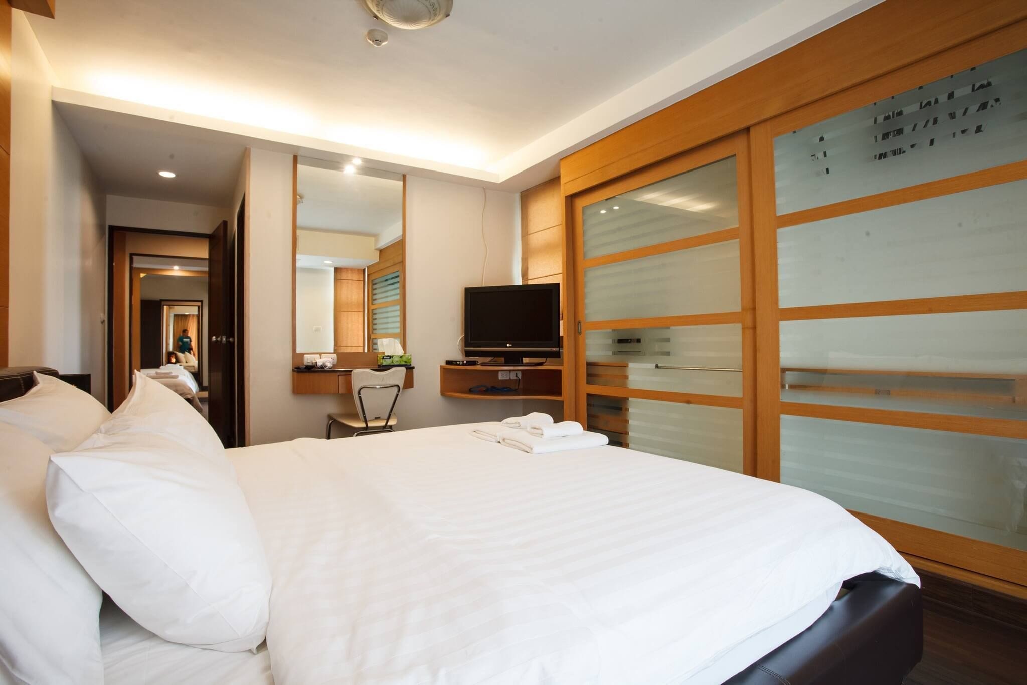 Apartment, 2 Bedrooms, Accessible, Balcony | 2 bedrooms