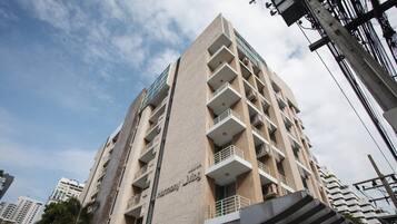 Apartment, 2 Bedrooms, Accessible, Balcony | Exterior