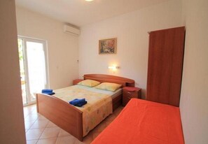 House, 3 Bedrooms, Accessible, Smoking | 3 bedrooms, iron/ironing board - Charming Palit Kroatien Holiday House With Garden (Rab)