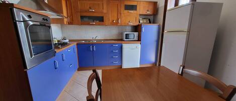 Appartement, 3 chambres, balcon, vue ville | Intérieur