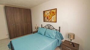 Apartment, 2 Bedrooms, Accessible, Balcony