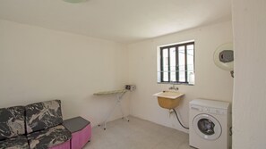 Apartment, 2 Bedrooms, Accessible, Balcony | Interior - Maltarent Sunshine Apartments (Marsaskala)