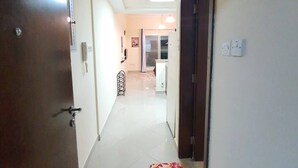 Interior - Lovely Furnished Studio With Pool (Dubai)