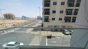 Unclassified image, 3 of 11, button - Stylish Family Friendly Studio (Dubai)