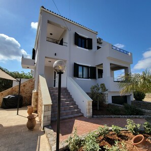 빌라, 침실 4개, 흡연, 발코니 | 숙박 시설 입구