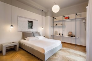 Apartment, 1 Bedroom | 1 bedroom - Studio In 1930s Listed Building Near Syntagma Square (Athens)