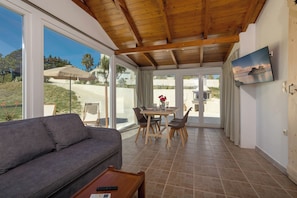 Casa, 1 camera da letto, fumatori, patio | Area soggiorno