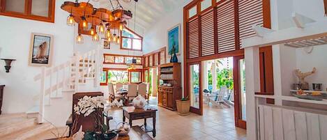 Villa, 5 habitaciones, con acceso para personas discapacitadas, para fumadores | Interior