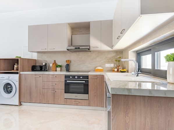 Apartment, 1 Schlafzimmer, Balkon, Poolblick | Innenbereich