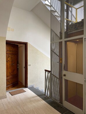 Apartment | Property entrance