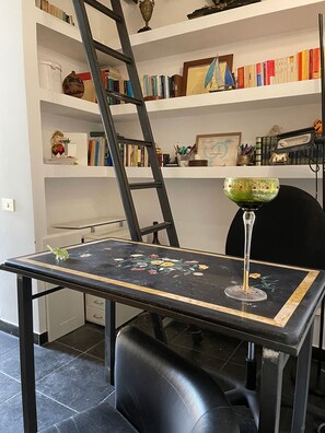 Apartment | Interior - Elegant Apt-typical Roman Palazzina Pz Alessandria (Rome)