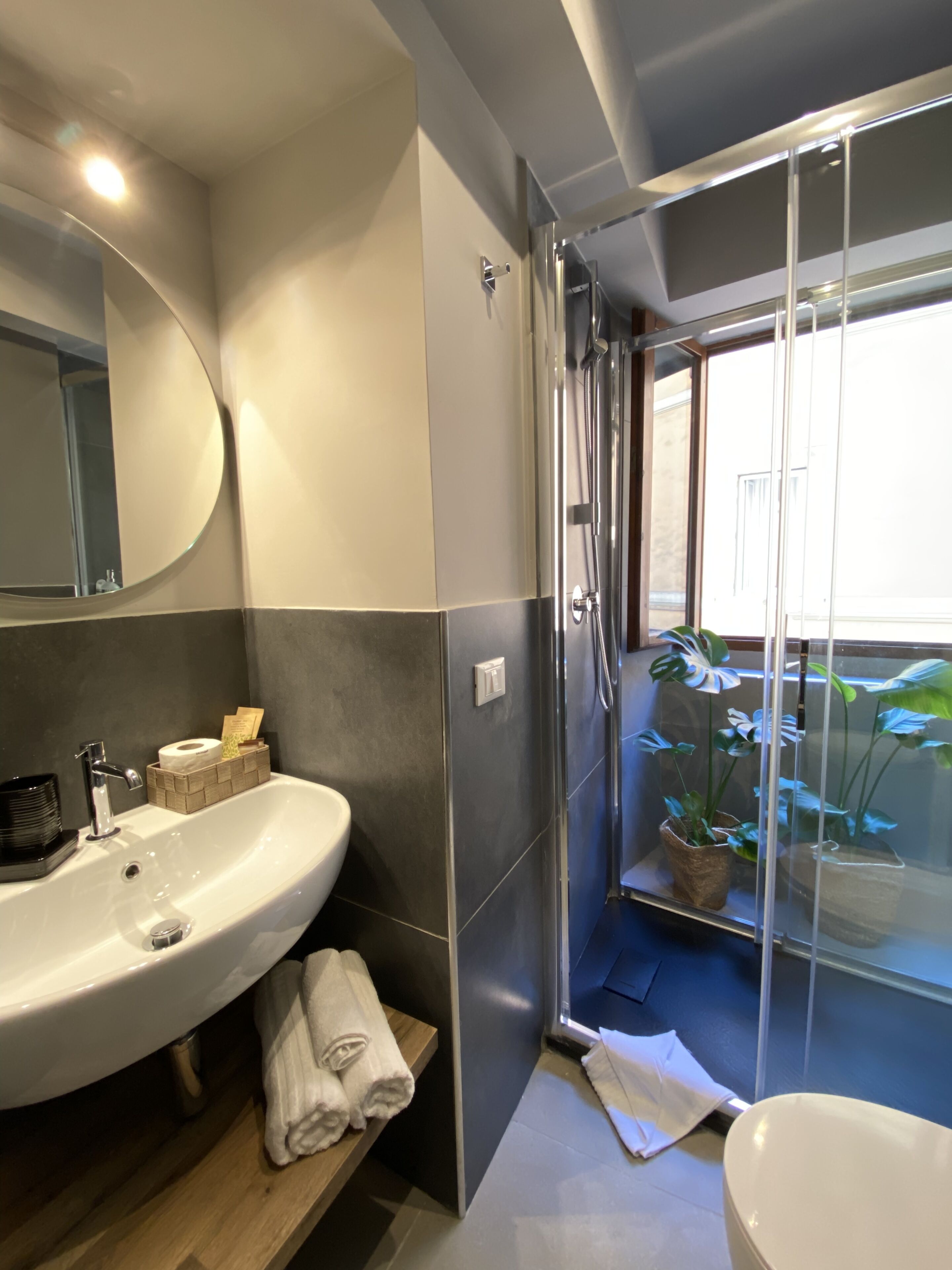 Photo - Soha Piazza Di Spagna Boutique