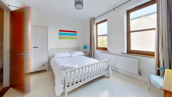 單棟房屋, 多張床 | 3 間睡房、熨斗/熨衫板、免費 Wi-Fi、床單