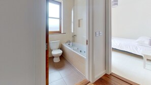 House, Multiple Beds | Bathroom