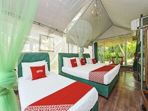 ห้องแฟมิลี่ | โต๊ะทำงาน, ห้องเก็บเสียง, Wi-Fi ฟรี, ผ้าปูที่นอน
