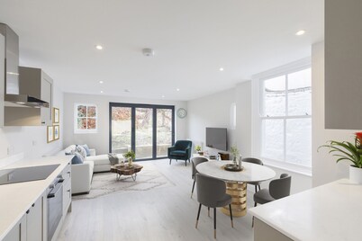 High-end Seven Dials Townhouse