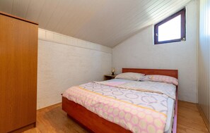 2 habitaciones, wifi gratis y ropa de cama 