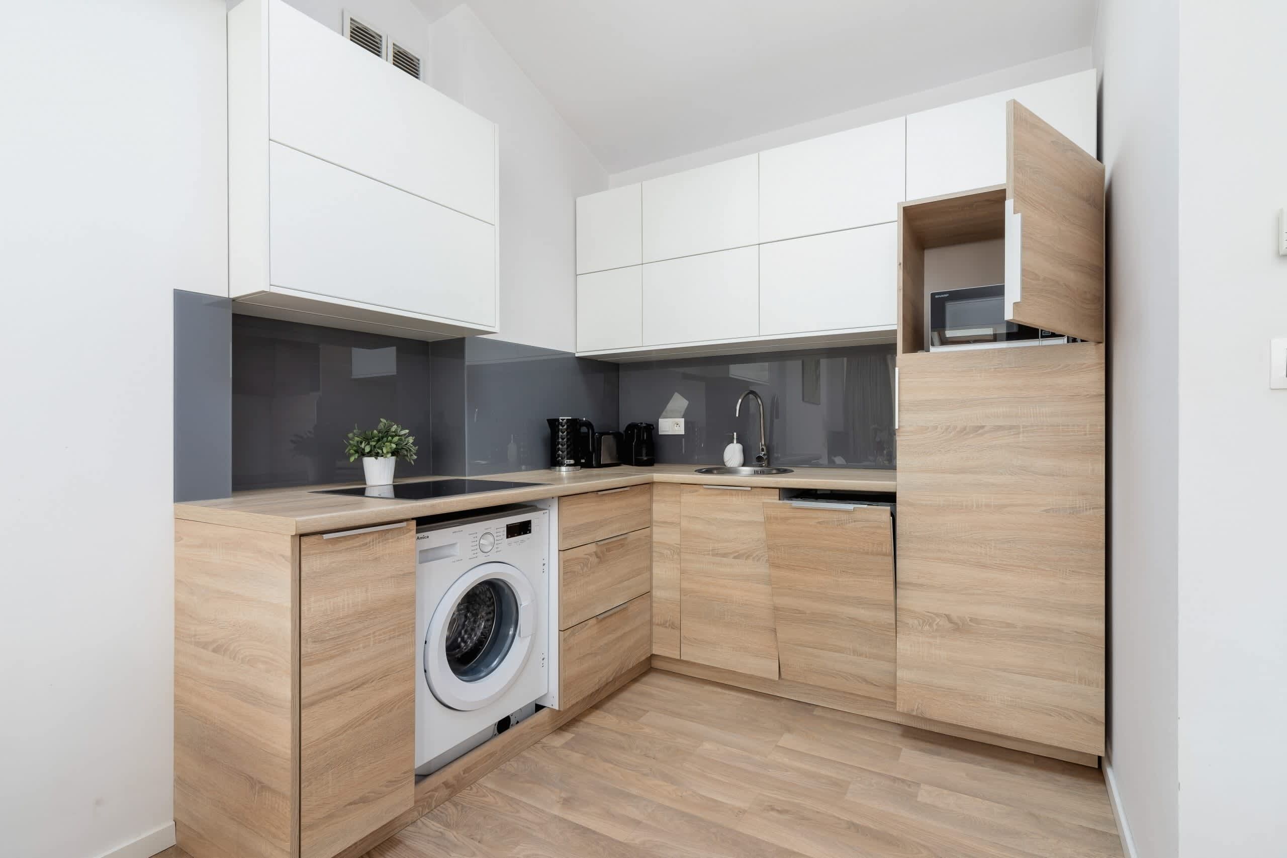 Kühlschrank, Herdplatte, Geschirrspüler