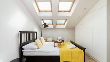 Fer et planche Ă repasser, Wi-Fi, draps fournis