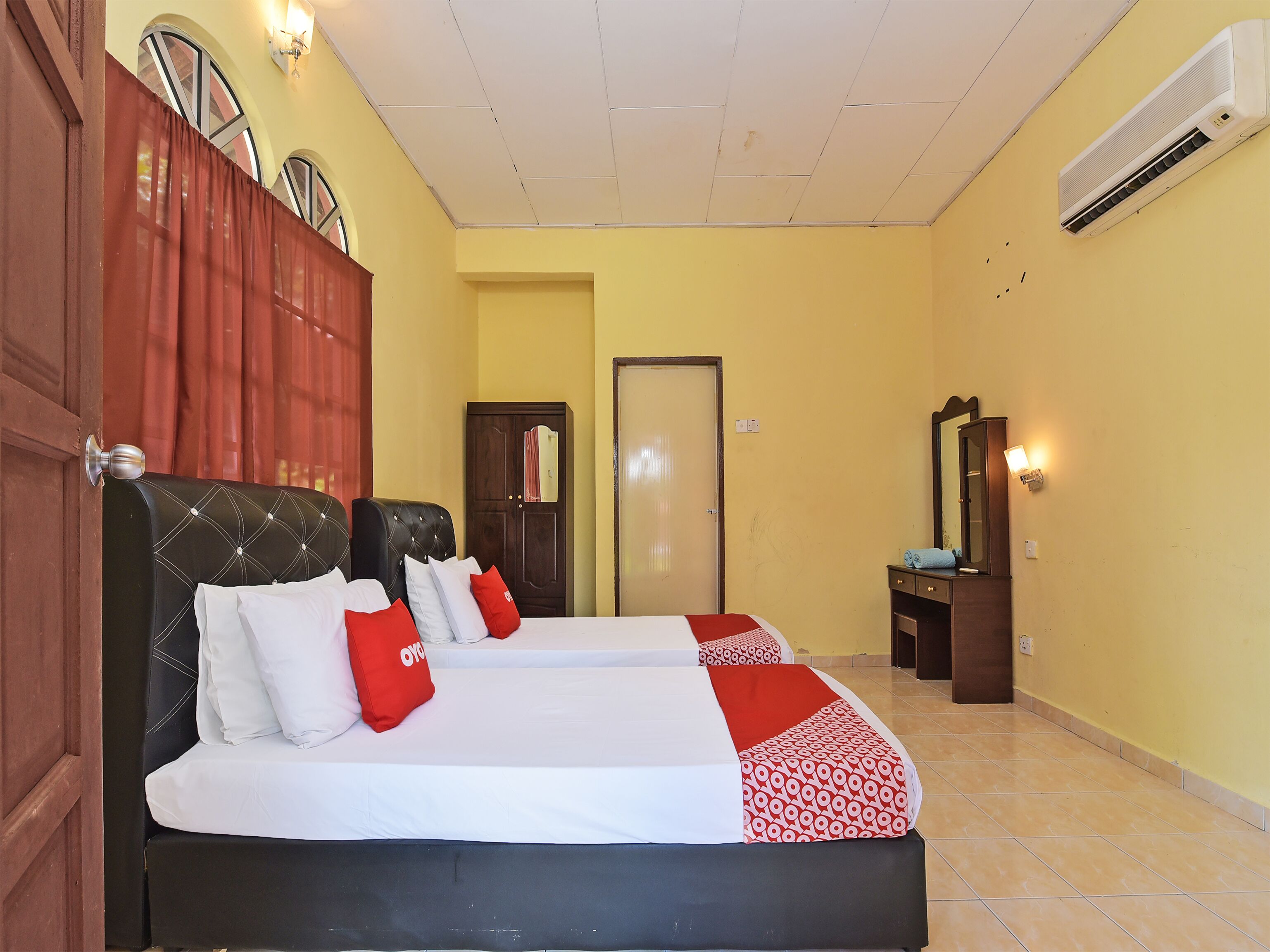Deluxe Twin Room | Desk, soundproofing, free WiFi, bed sheets