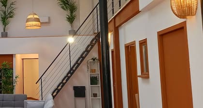 T5 L'ATELIER â
INSOLITE â
PLEIN CENTRE â
WIFI