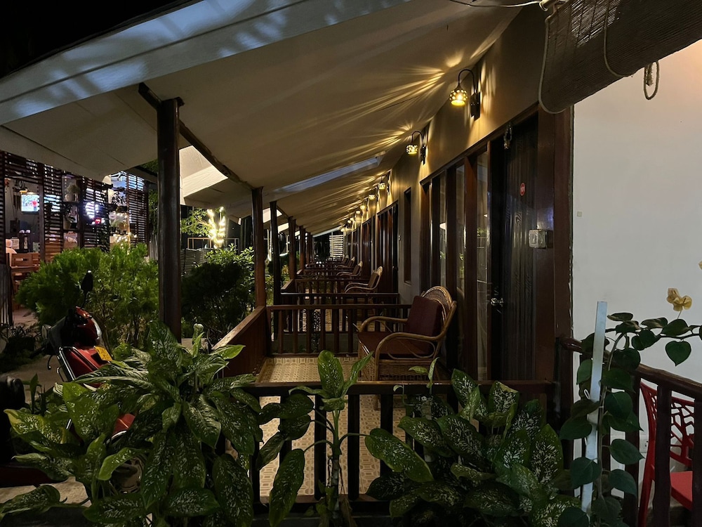 2 Star Hotels