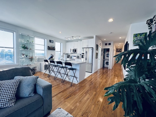 Sun Drenched Penthouse with Million Dollar View