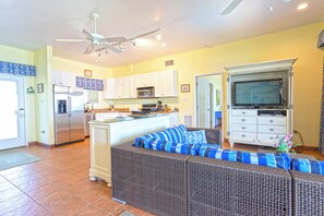 TV, books, printers - Castle Guesthouse: Cozy Guest Cottage w/ Private Pool and Deck with Ocean Views! (Gun Bay)
