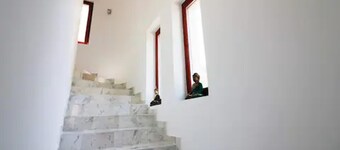 Maharaja Mountain Palace 3-bed Apartment in Buda