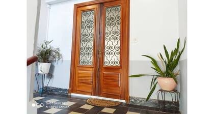 156 m2, 4sdb 2 Parkings 4 Chambres Hypercentre